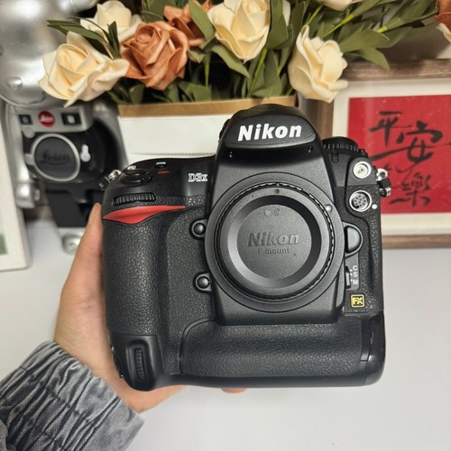 Nikon d3x body only - nikon, 24mp